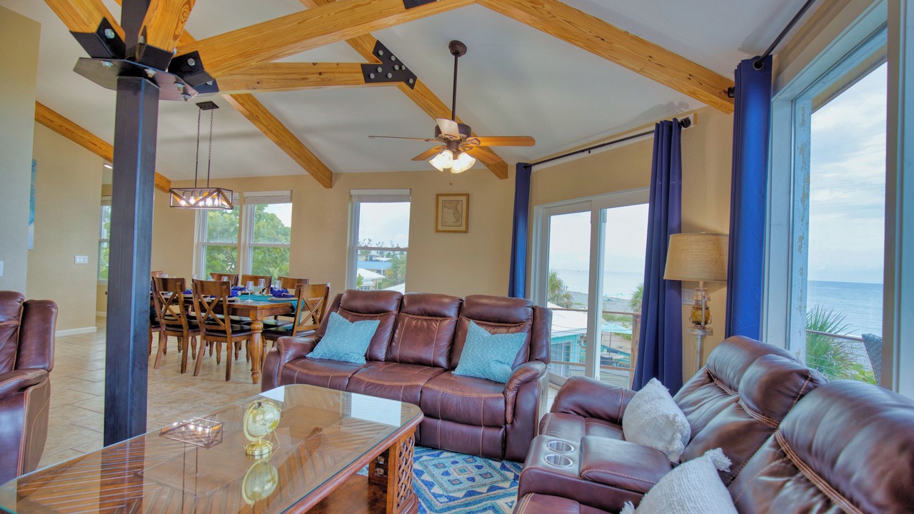 Photo of Livingroom in Englewood