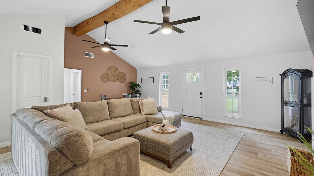 Photo of Livingroom in Sherman