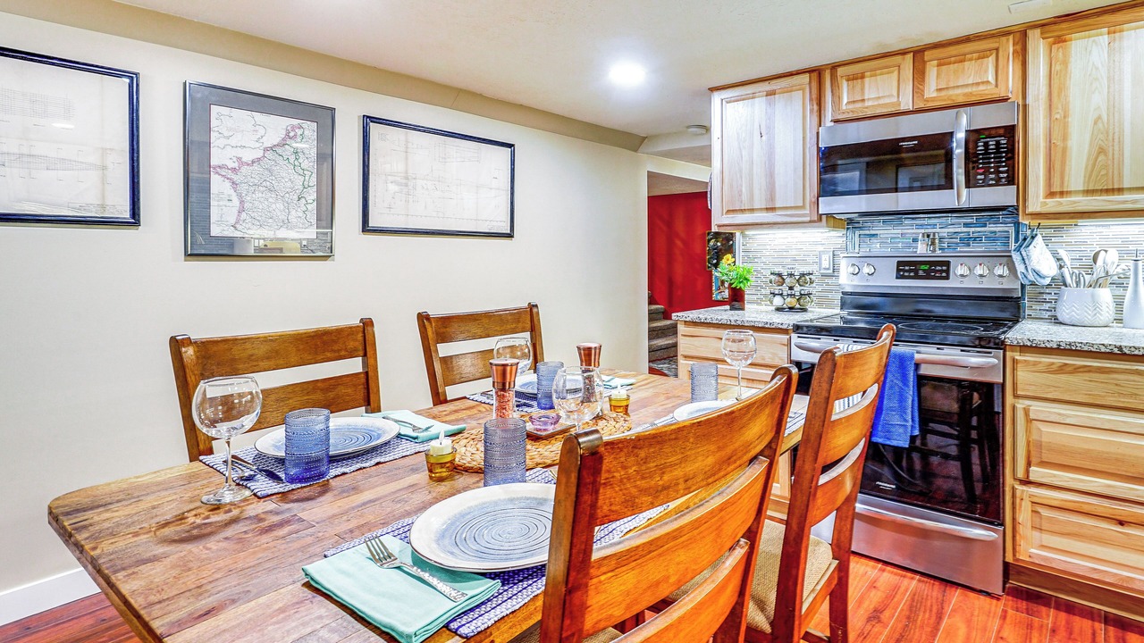 Photo of Kitchen in Canyon Rim