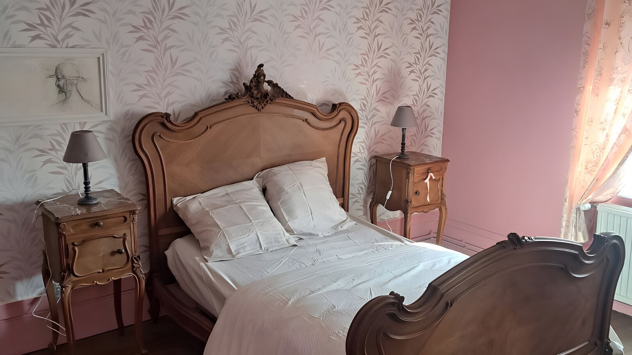 Photo of Bedroom in Roisel