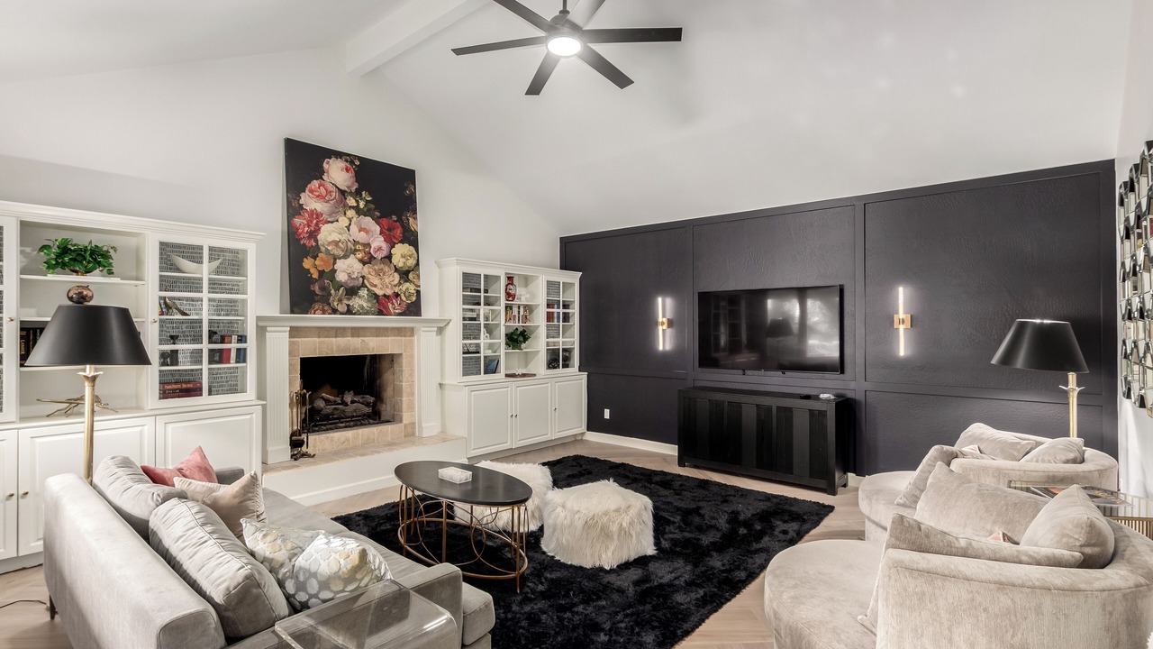 Photo of Bedroom in Moon Mountain Vistas