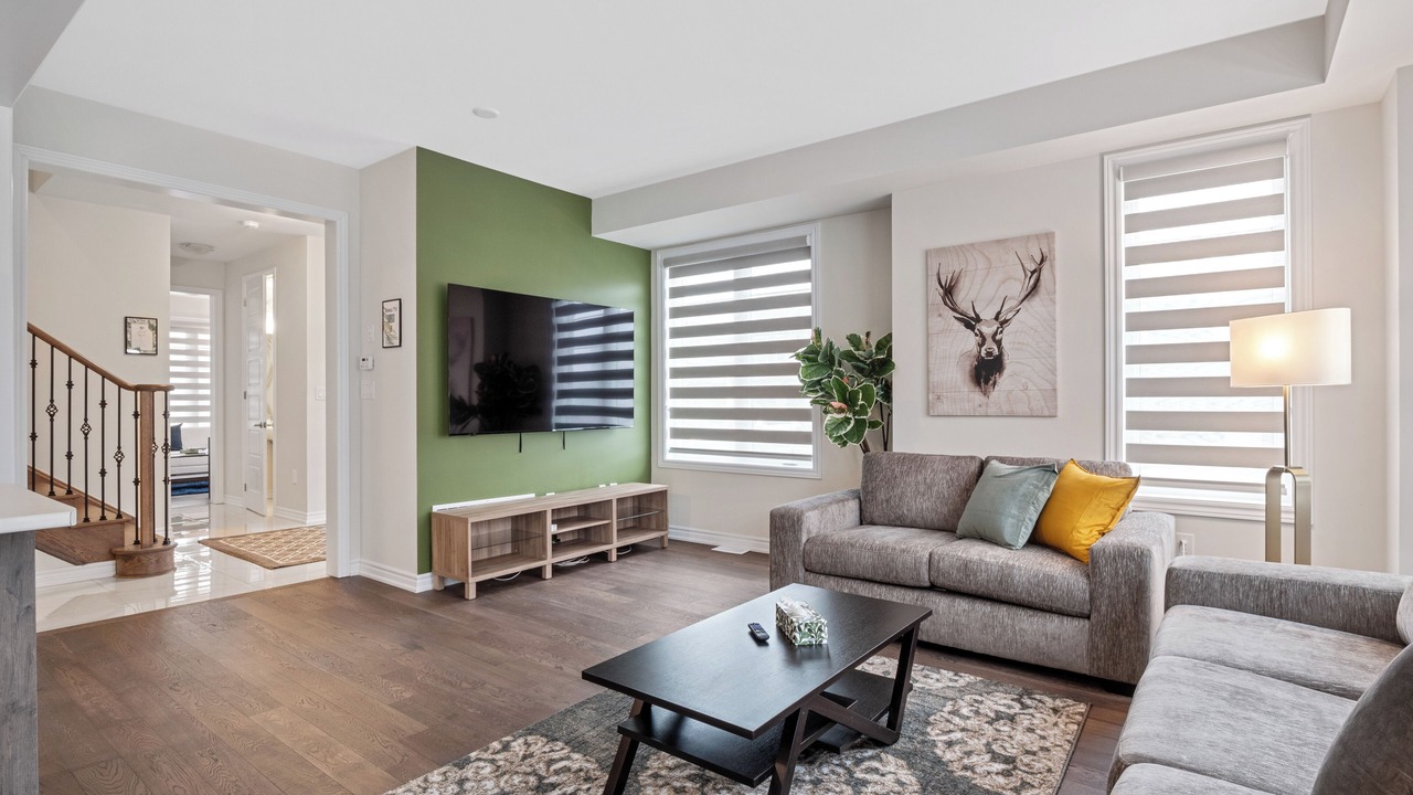 Photo of Livingroom in Thorold
