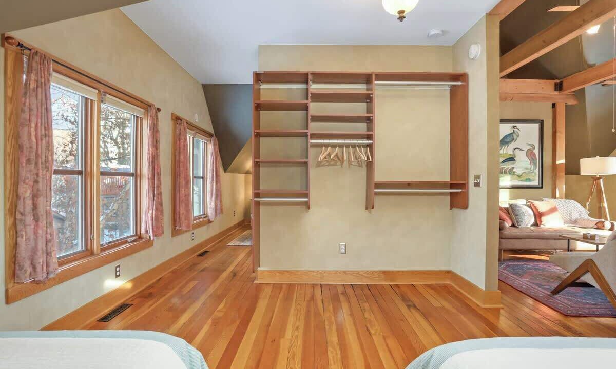 Photo of Bedroom in Elliot Park