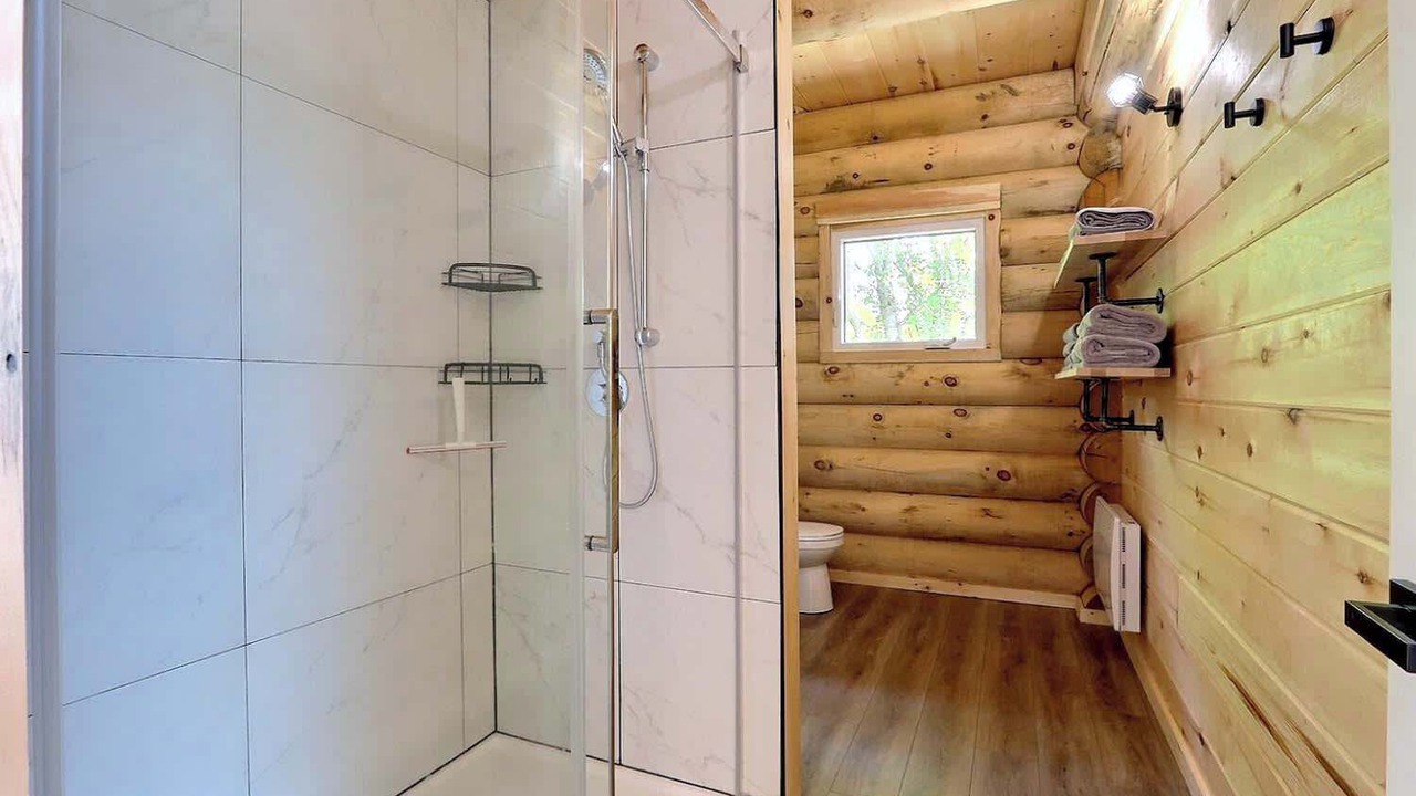 Photo of Bathroom in Saint-Philemon