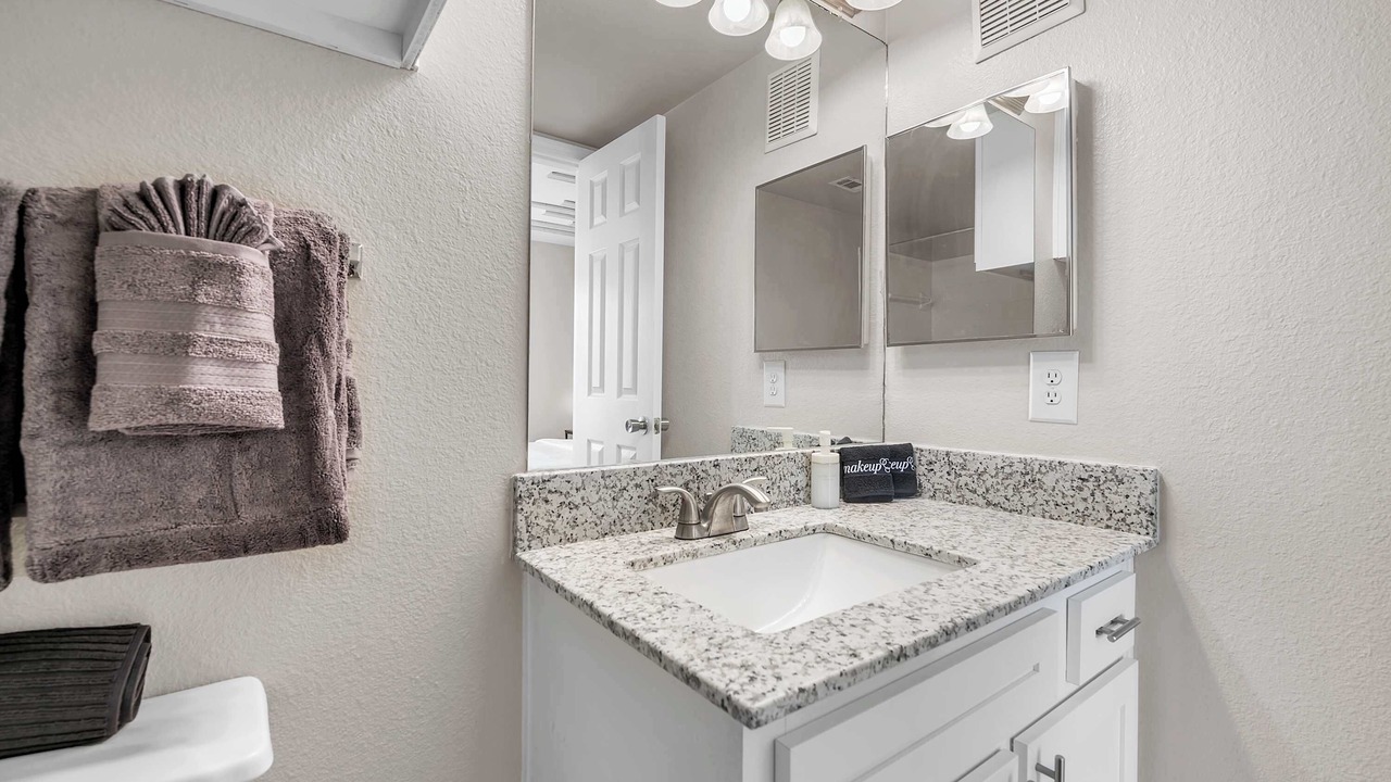 Photo of Bathroom in Pleasant Valley