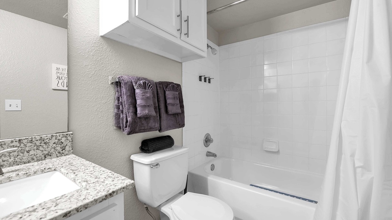 Photo of Bathroom in Pleasant Valley