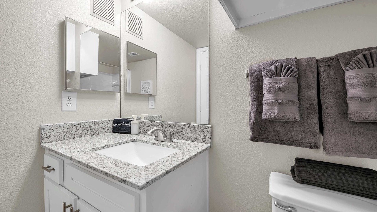 Photo of Bathroom in Pleasant Valley