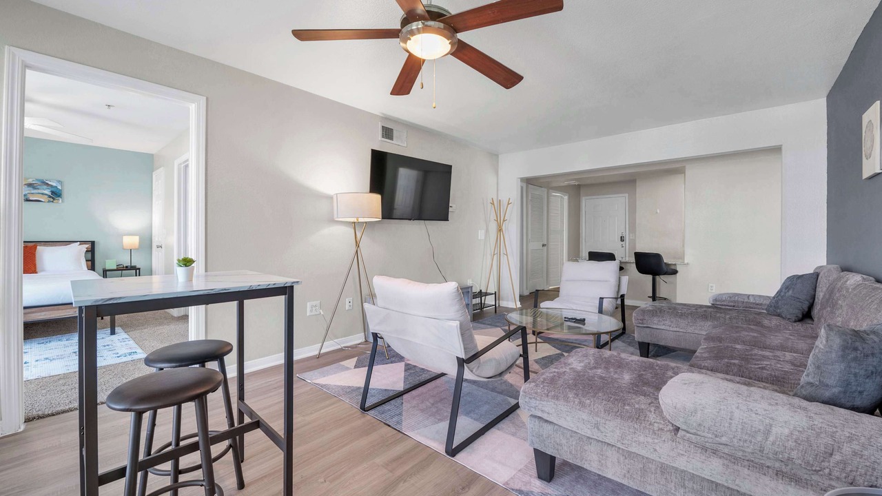 Photo of Livingroom in Pleasant Valley