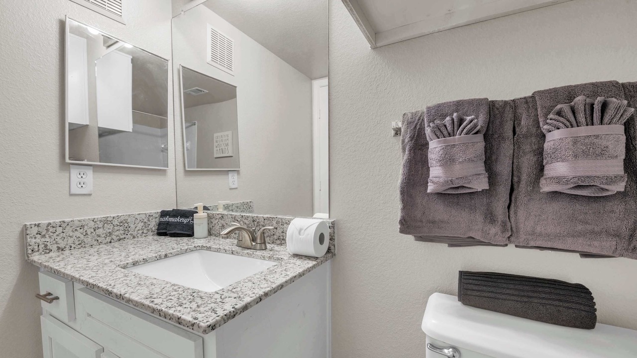 Photo of Bathroom in Pleasant Valley
