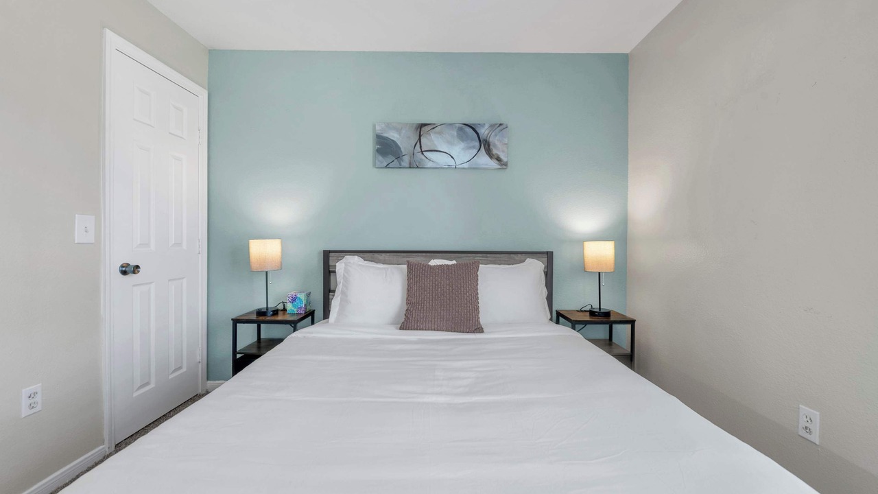 Photo of Bedroom in Pleasant Valley