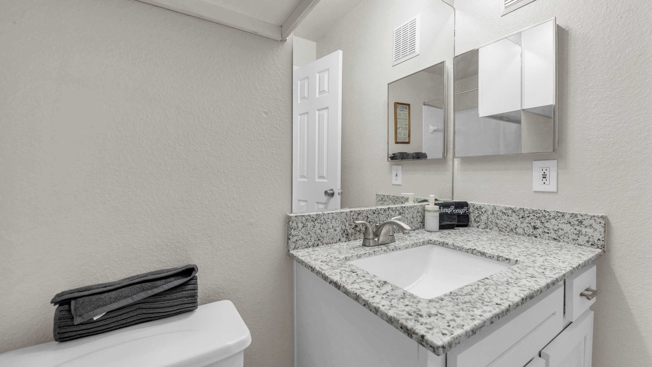 Photo of Bathroom in Pleasant Valley
