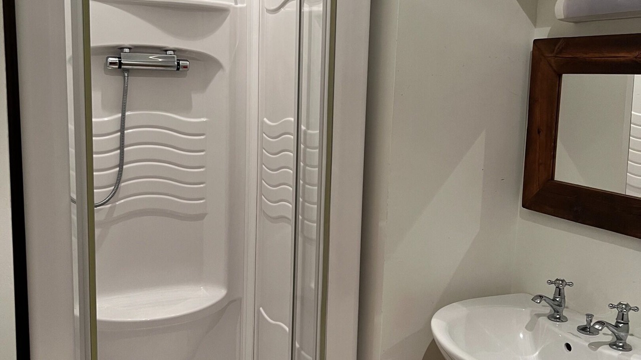 Photo of Bathroom in Azincourt