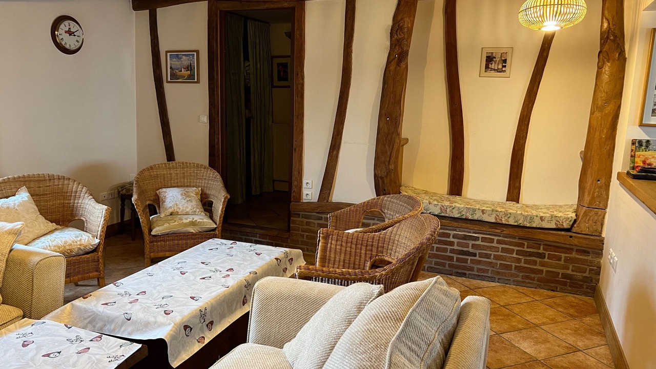 Photo of Others in Azincourt