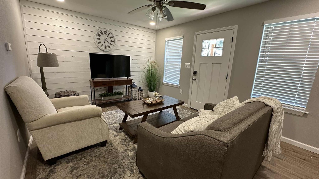Photo of Livingroom in Gilmer