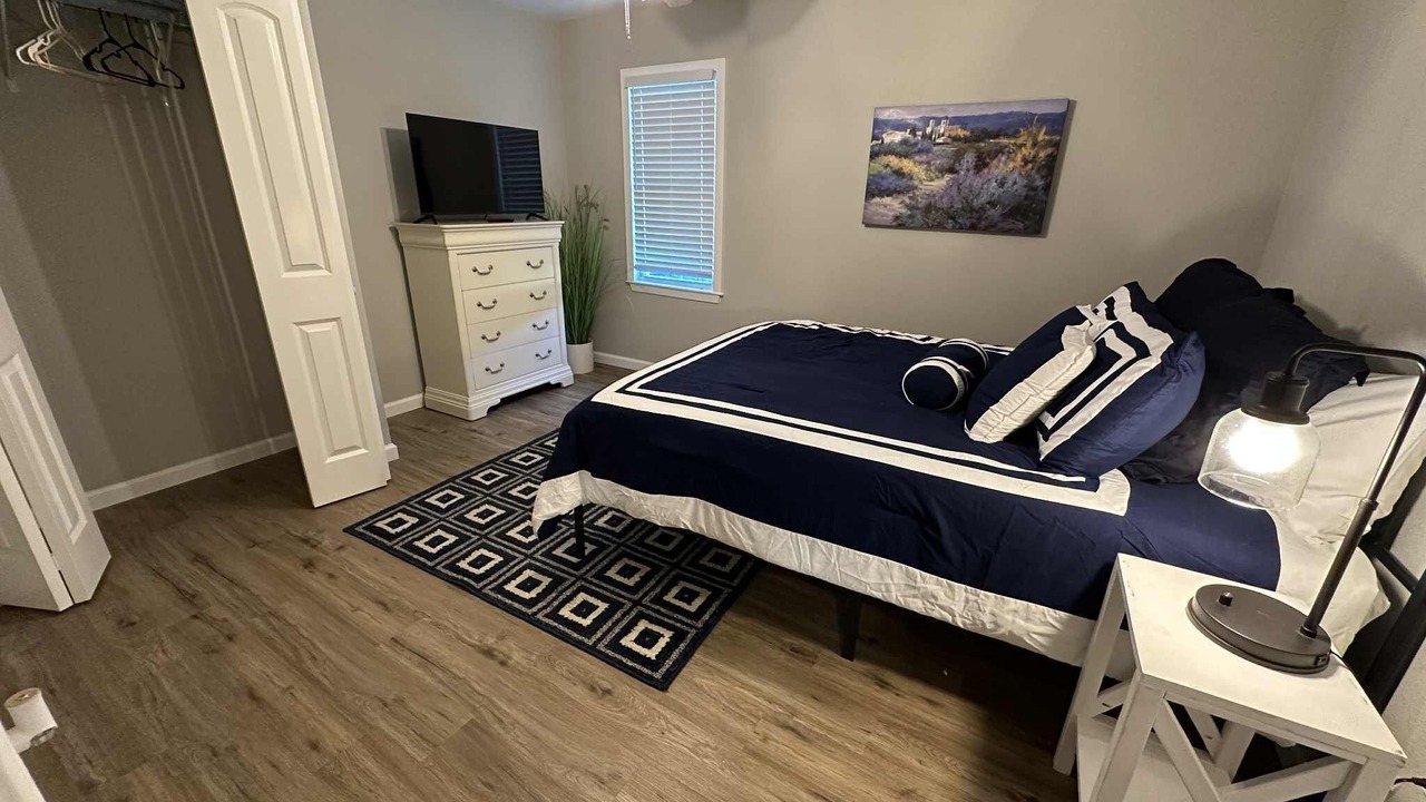 Photo of Bedroom in Gilmer