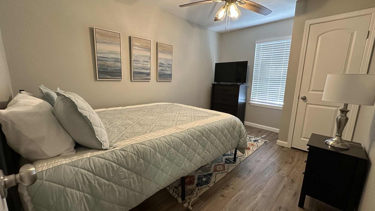Photo of Bedroom in Gilmer