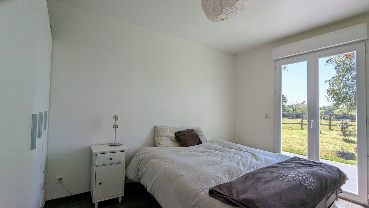Photo of Bedroom in Mandeville-en-Bessin