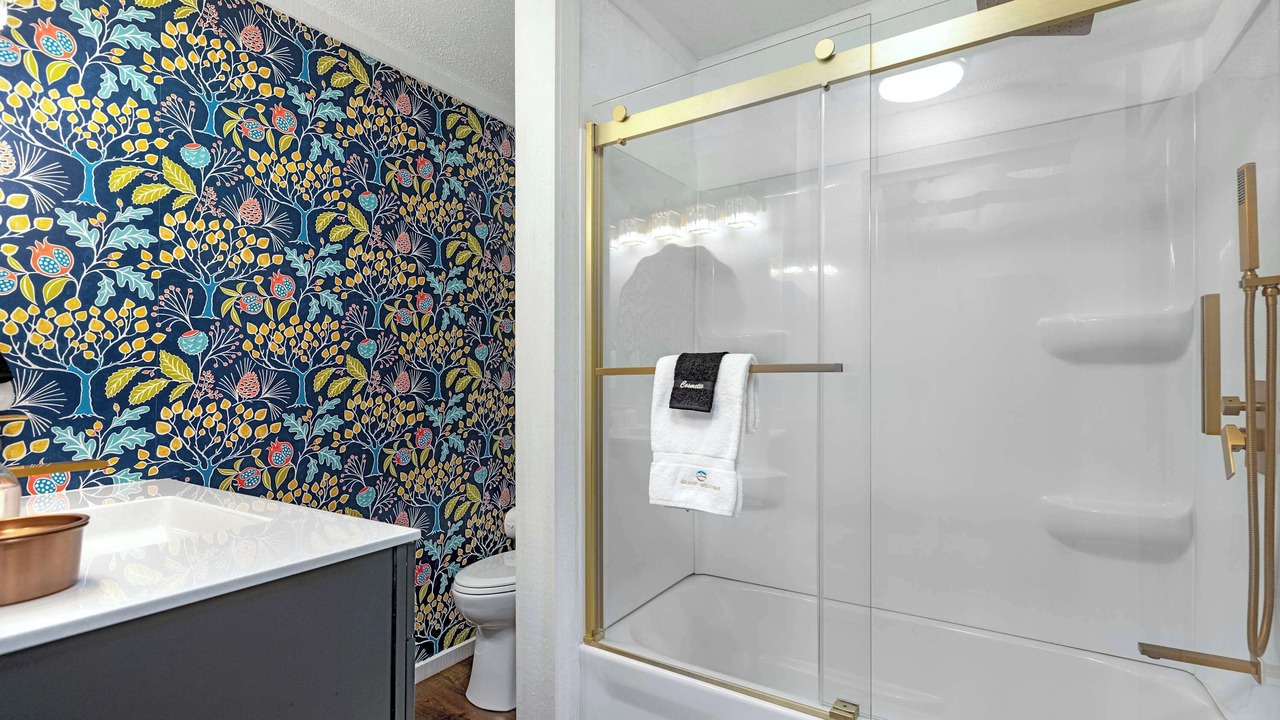 Photo of Bathroom in Lake Ozark