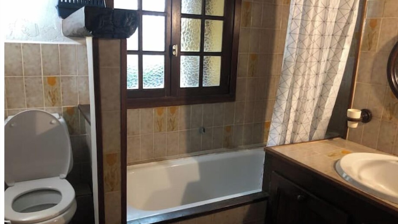 Photo of Bathroom in Lesparrou