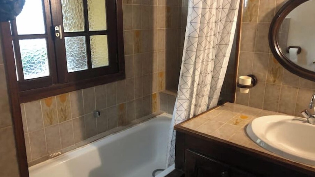 Photo of Bathroom in Lesparrou