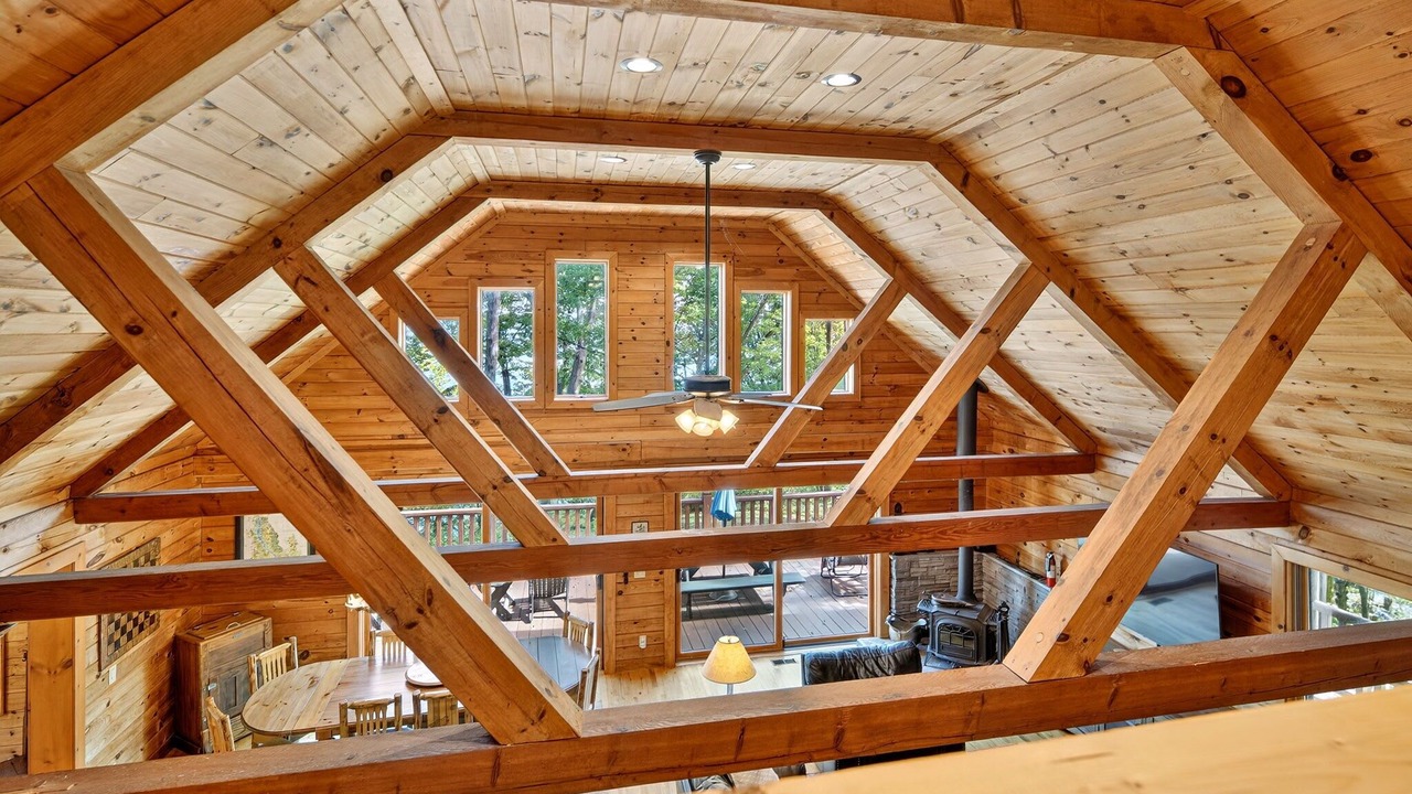 Photo of Others in Ovid