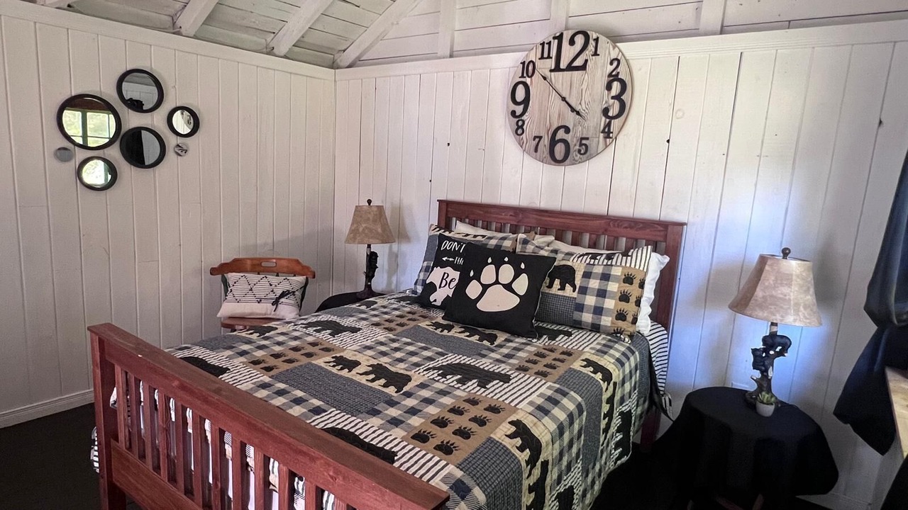 Photo of Bedroom in Machar