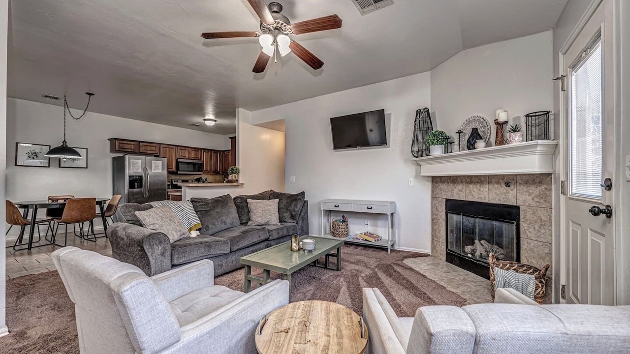 Photo of Livingroom in Oklahoma City