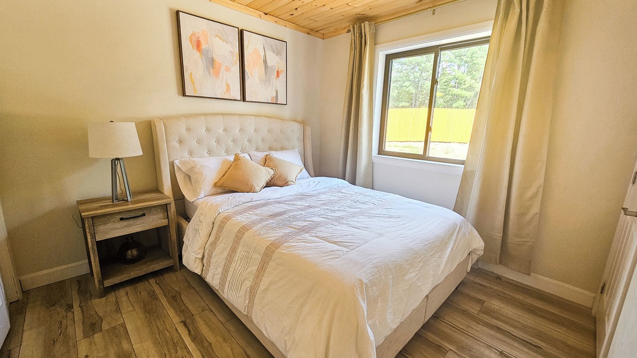 Photo of Bedroom in Mansfield-et-Pontefract
