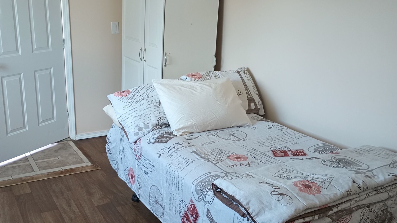 Photo of Bedroom in North Albuquerque Acres
