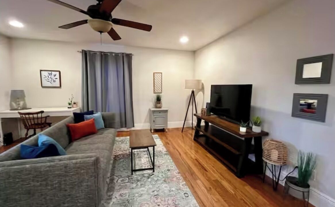 Photo of Livingroom in Lookout Mountain