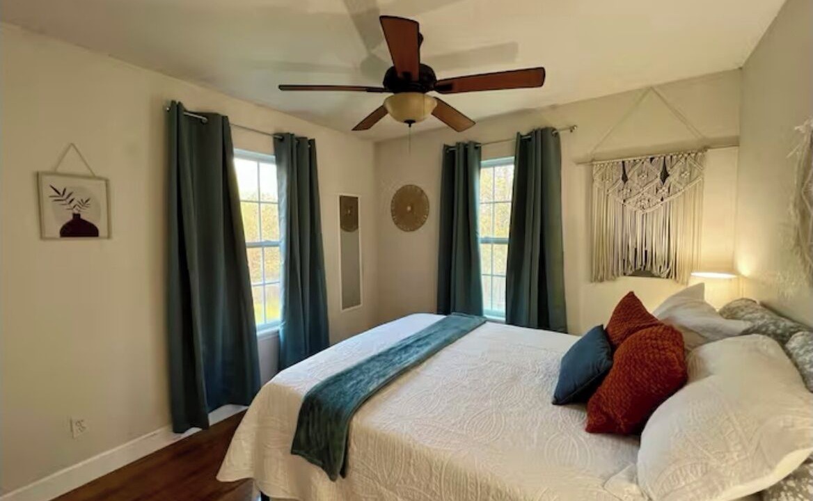 Photo of Bedroom in Lookout Mountain