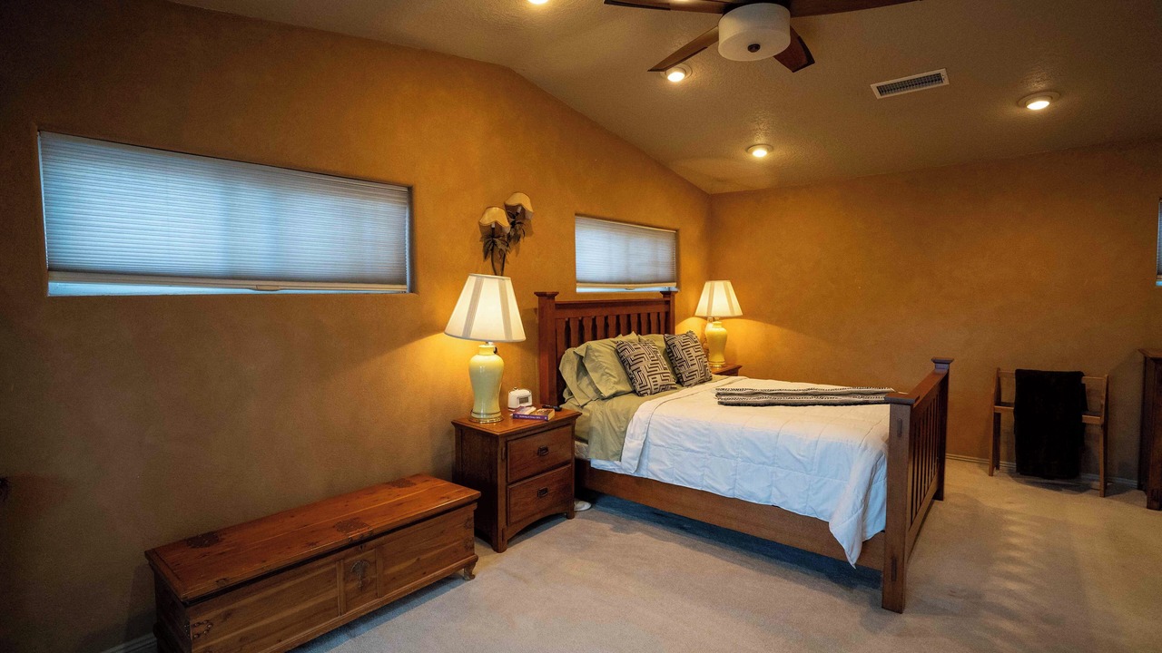 Photo of Bedroom in Northeast Heights