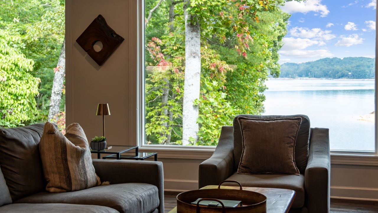 Photo of Livingroom in Blue Ridge