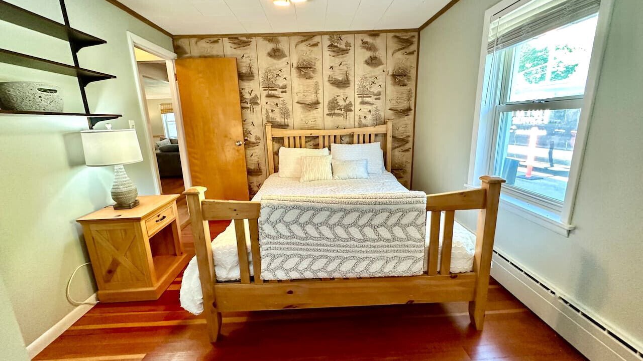 Photo of Bedroom in Conesus