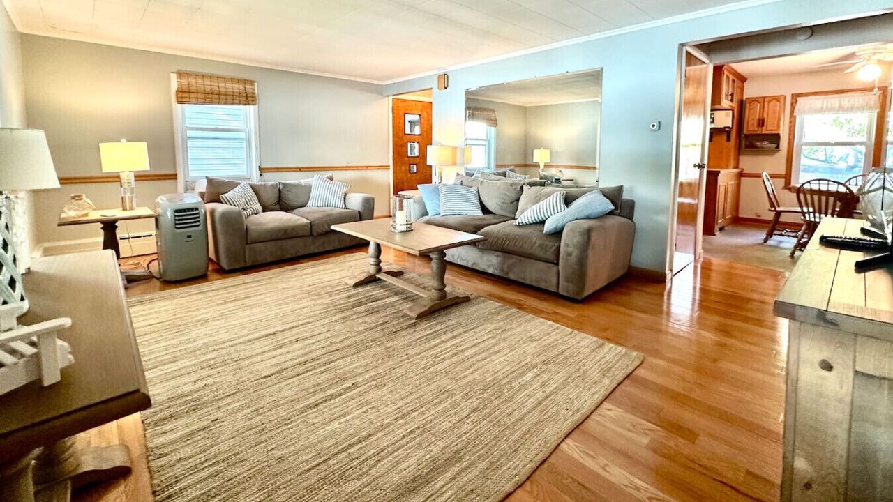 Photo of Livingroom in Conesus