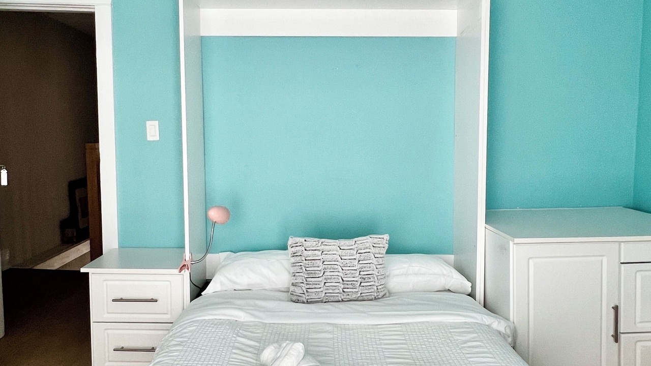 Photo of Bedroom in East Danforth
