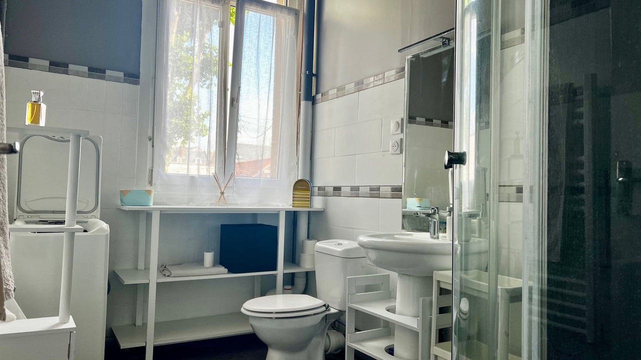 Photo of Bathroom in Saint-Quentin