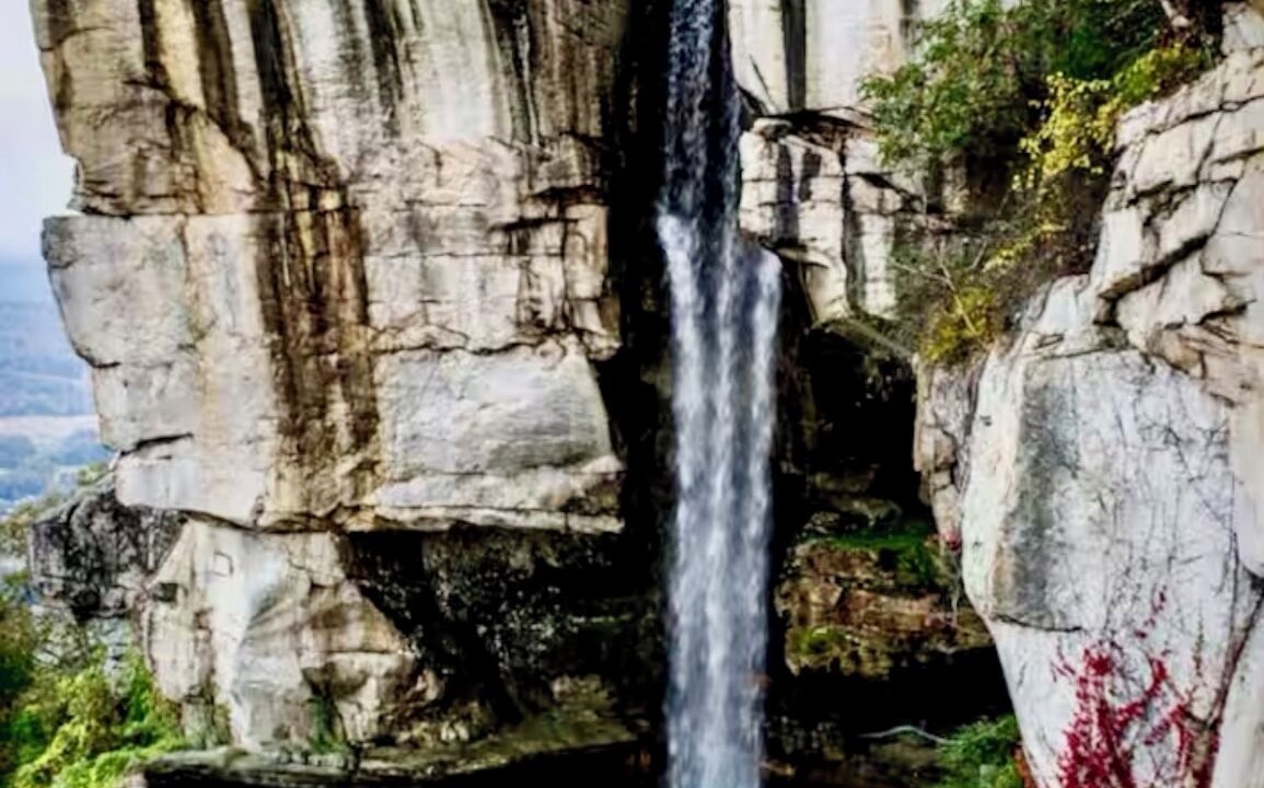 Photo of Others in Lookout Mountain