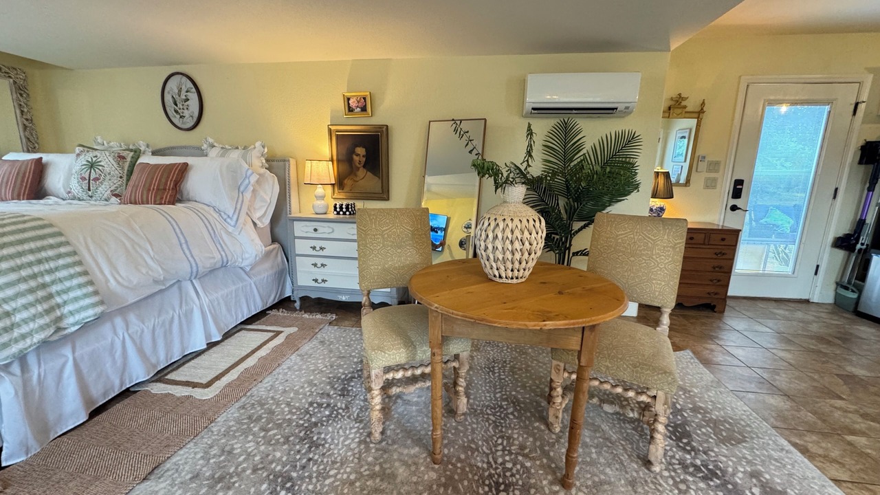 Photo of Bedroom in Bastrop