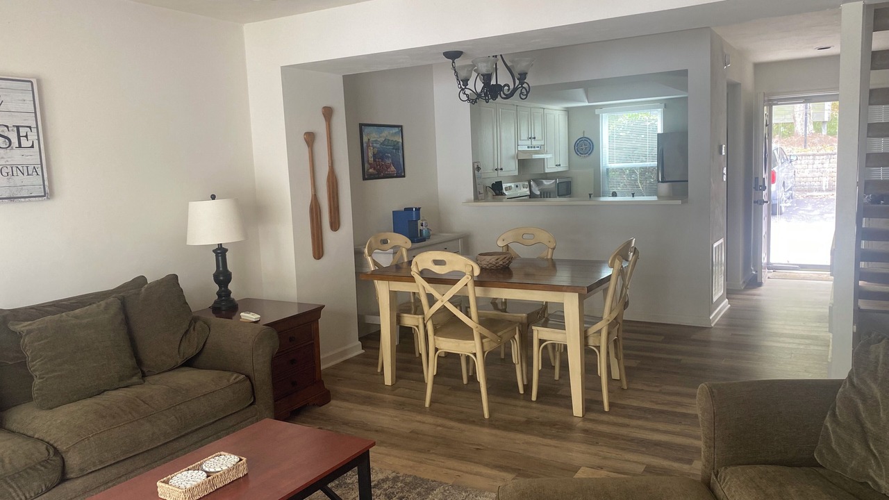 Photo of Livingroom in North Shore