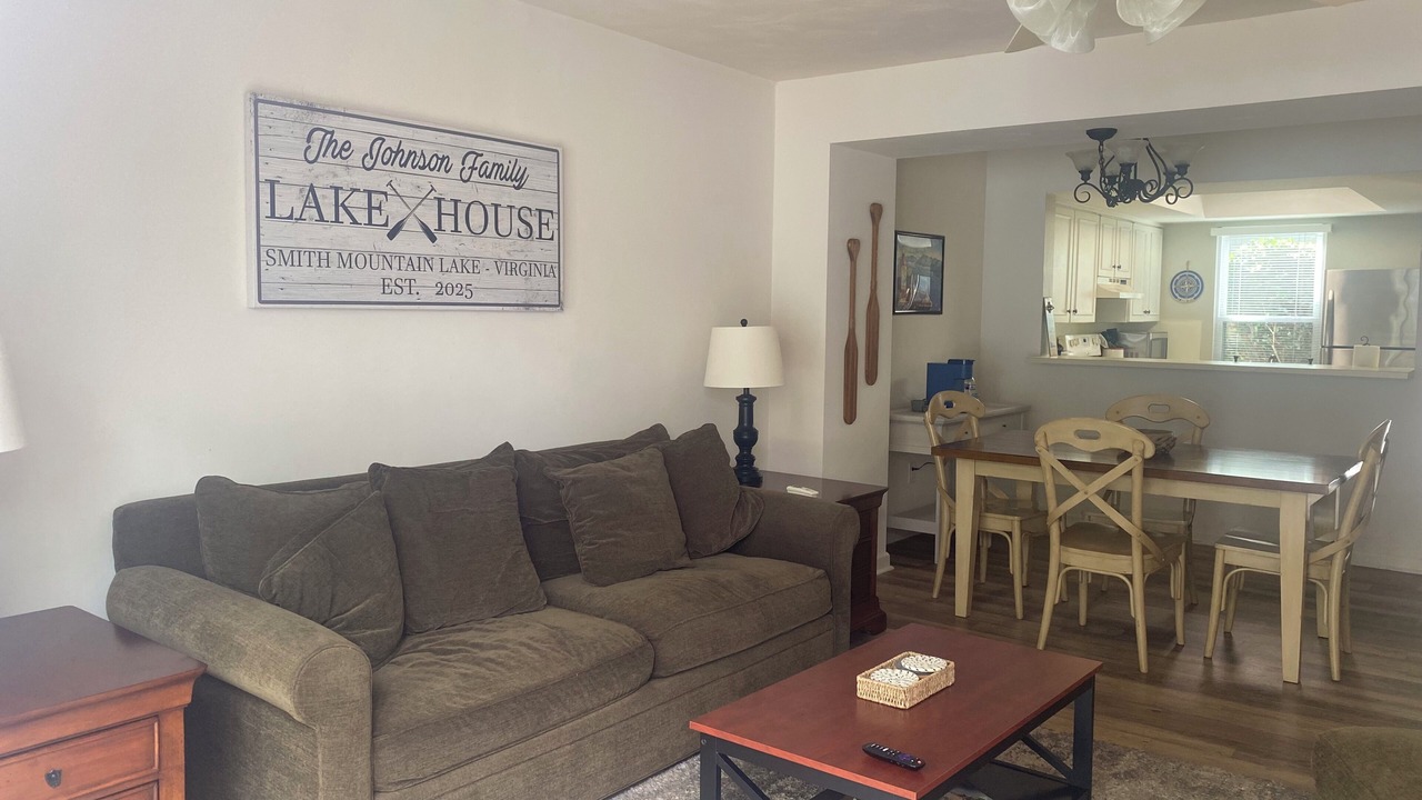 Photo of Livingroom in North Shore