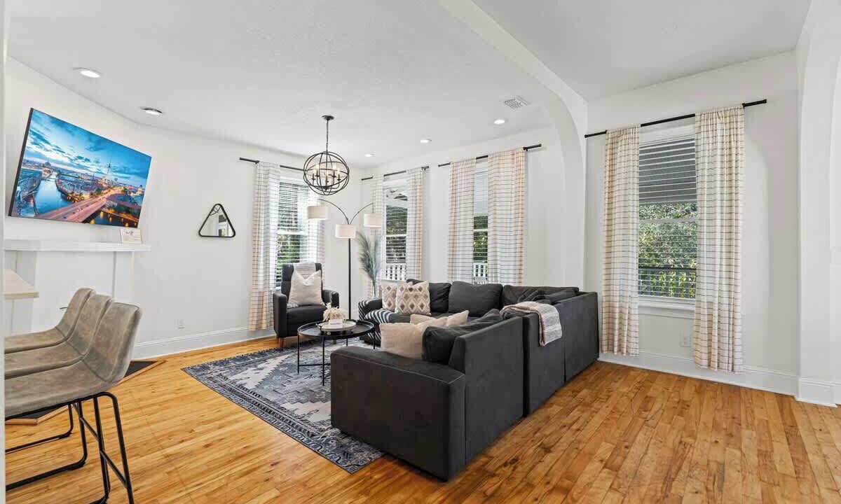 Photo of Livingroom in Springfield