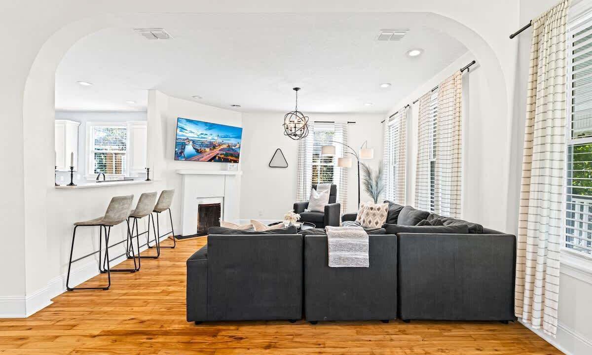 Photo of Livingroom in Springfield