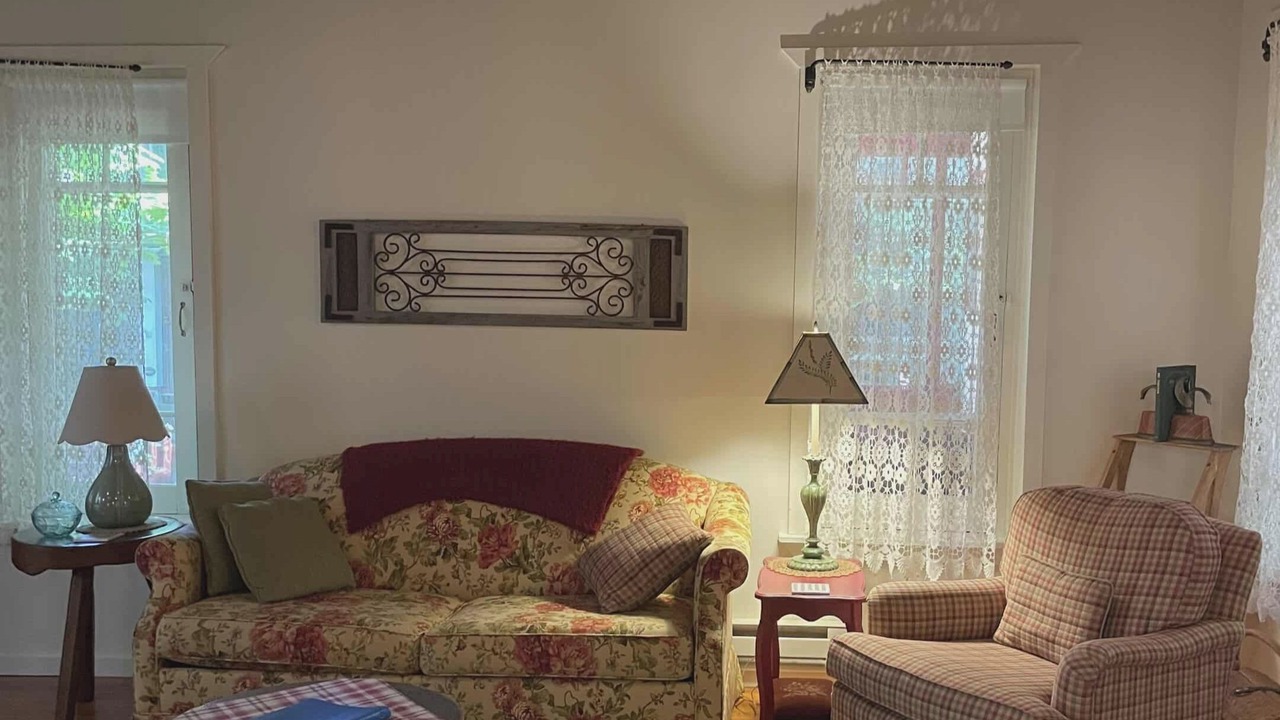 Photo of Livingroom in Mount Gretna Heights