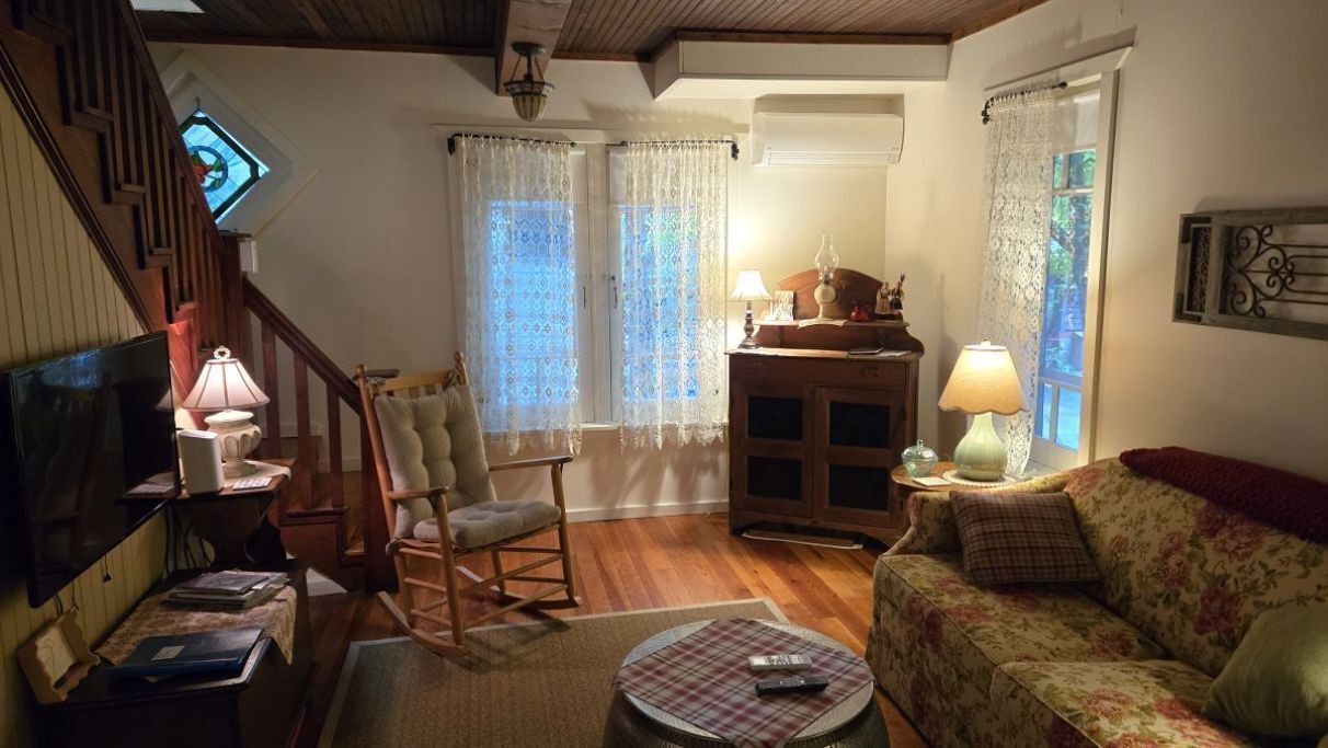 Photo of Livingroom in Mount Gretna Heights