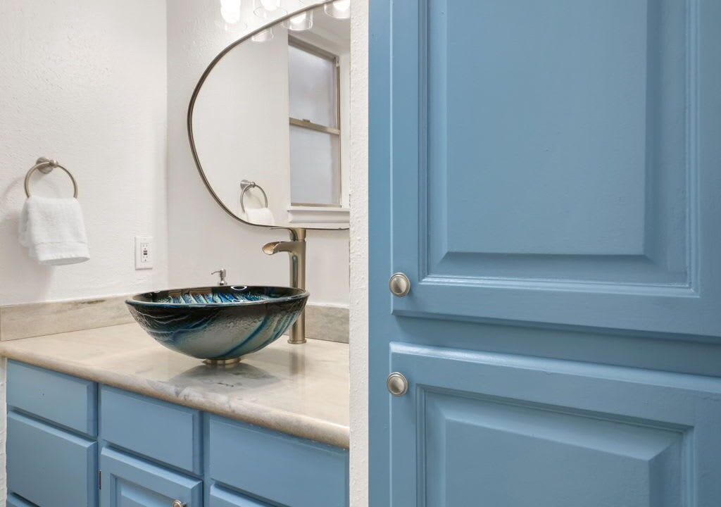 Photo of Bathroom in Medical Center District