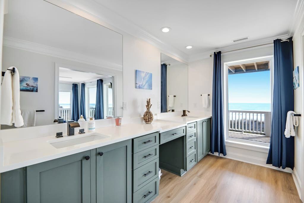 Photo of Bathroom in Surf City