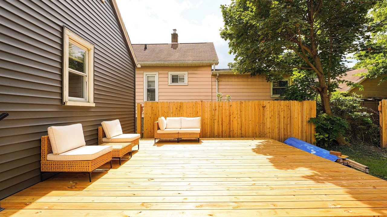 Photo of Patio Balcony in Lansing