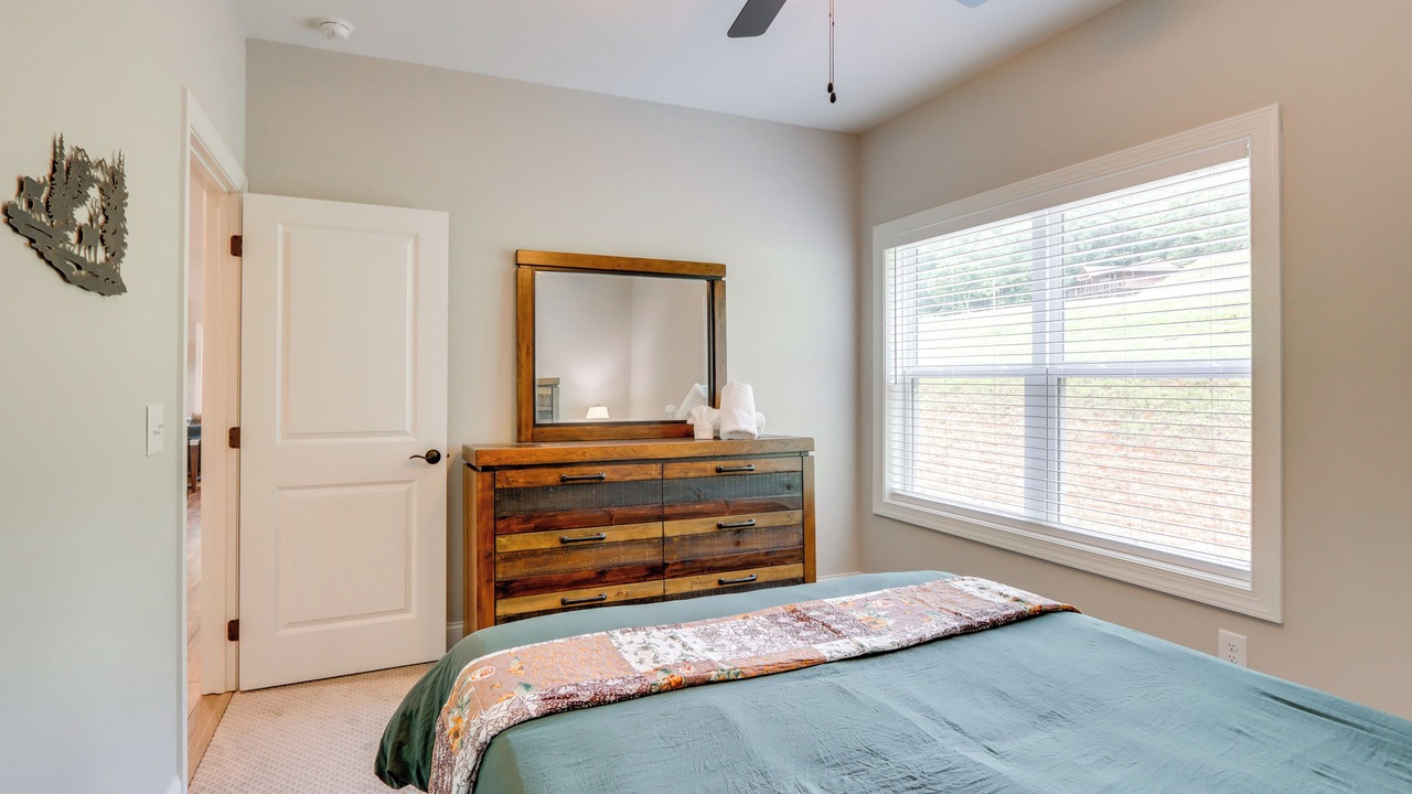 Photo of Bedroom in Blairsville