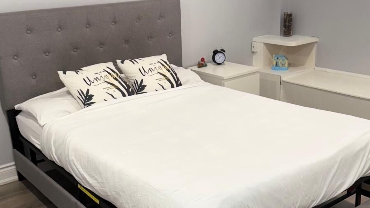 Photo of Bedroom in Ajax